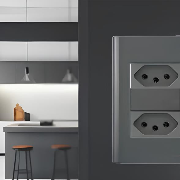 Interruptores e tomadas para todos os espaços da casa.