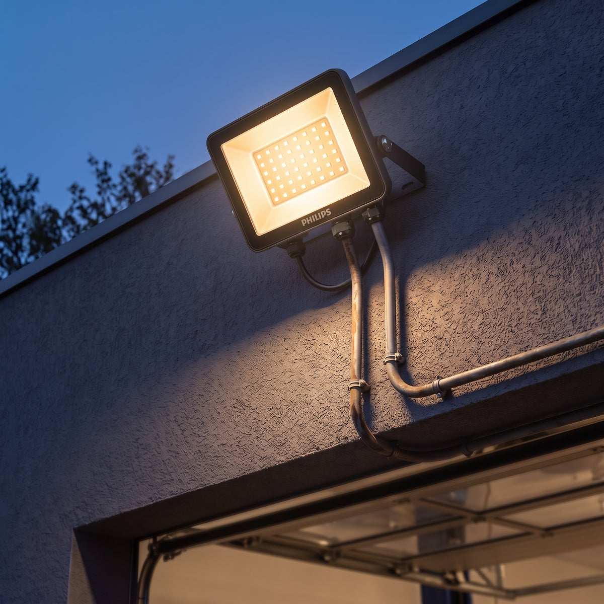 Refletor Essential 50W 3000K 4700Lm Ip65 Bvp152 G3 Philips