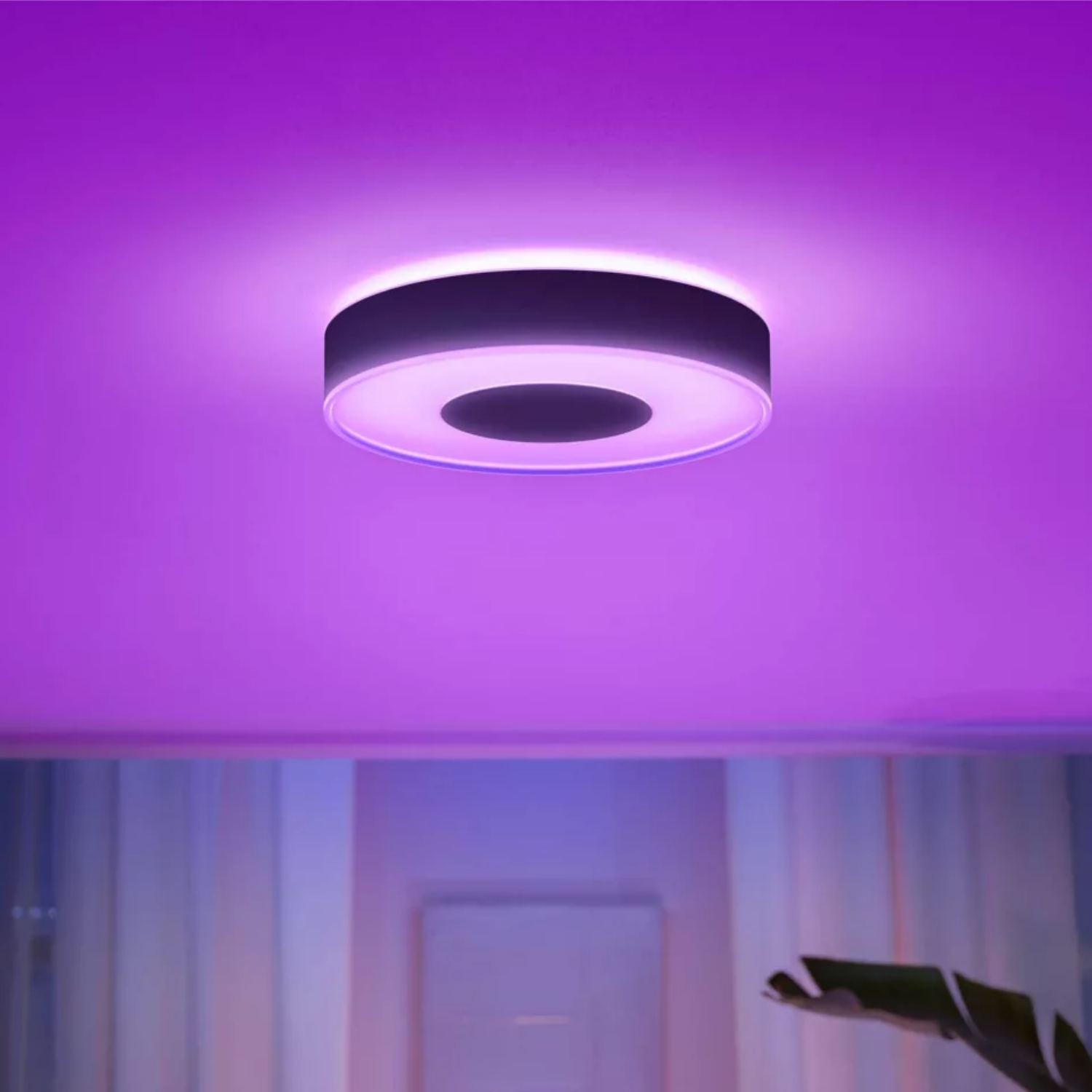 Luminária Led 33,5W Rgbw 38Cm Dim Infuse Preta Philips Hue