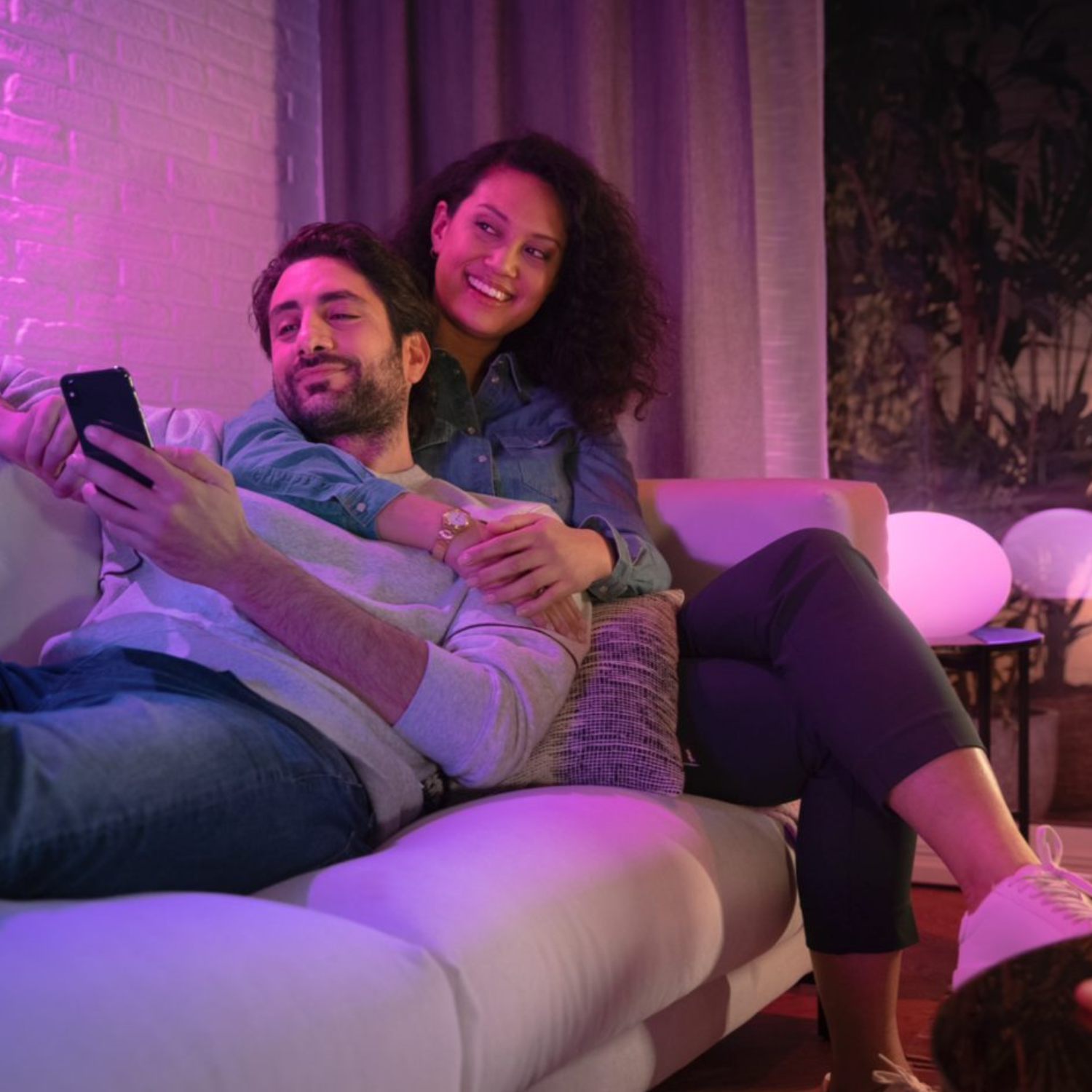 Spot Retang Embutir 2x Dicroica Br/Pt 4,7W Rgb Philips Hue