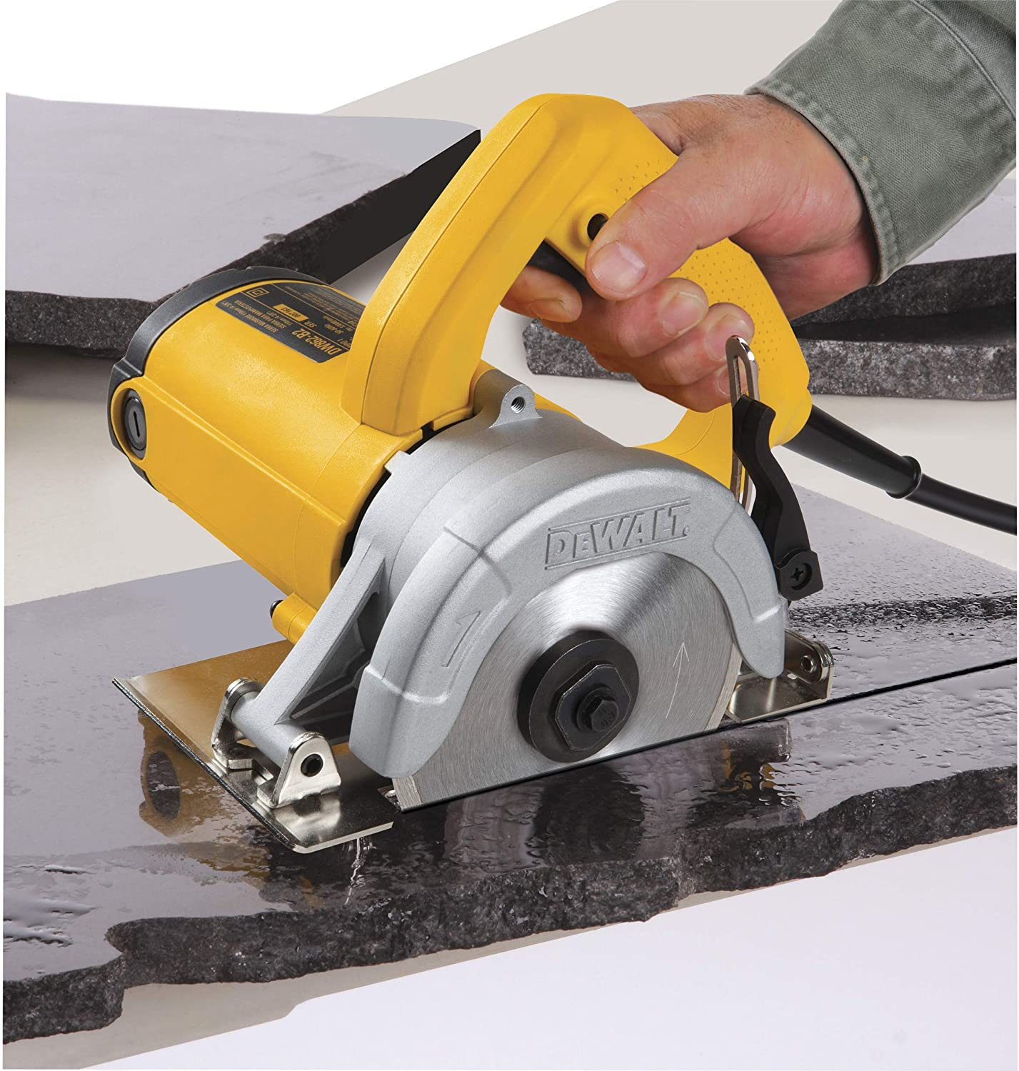 Serra Mármore 125 mm 1.400W com kit refrigeração 220V Dewalt