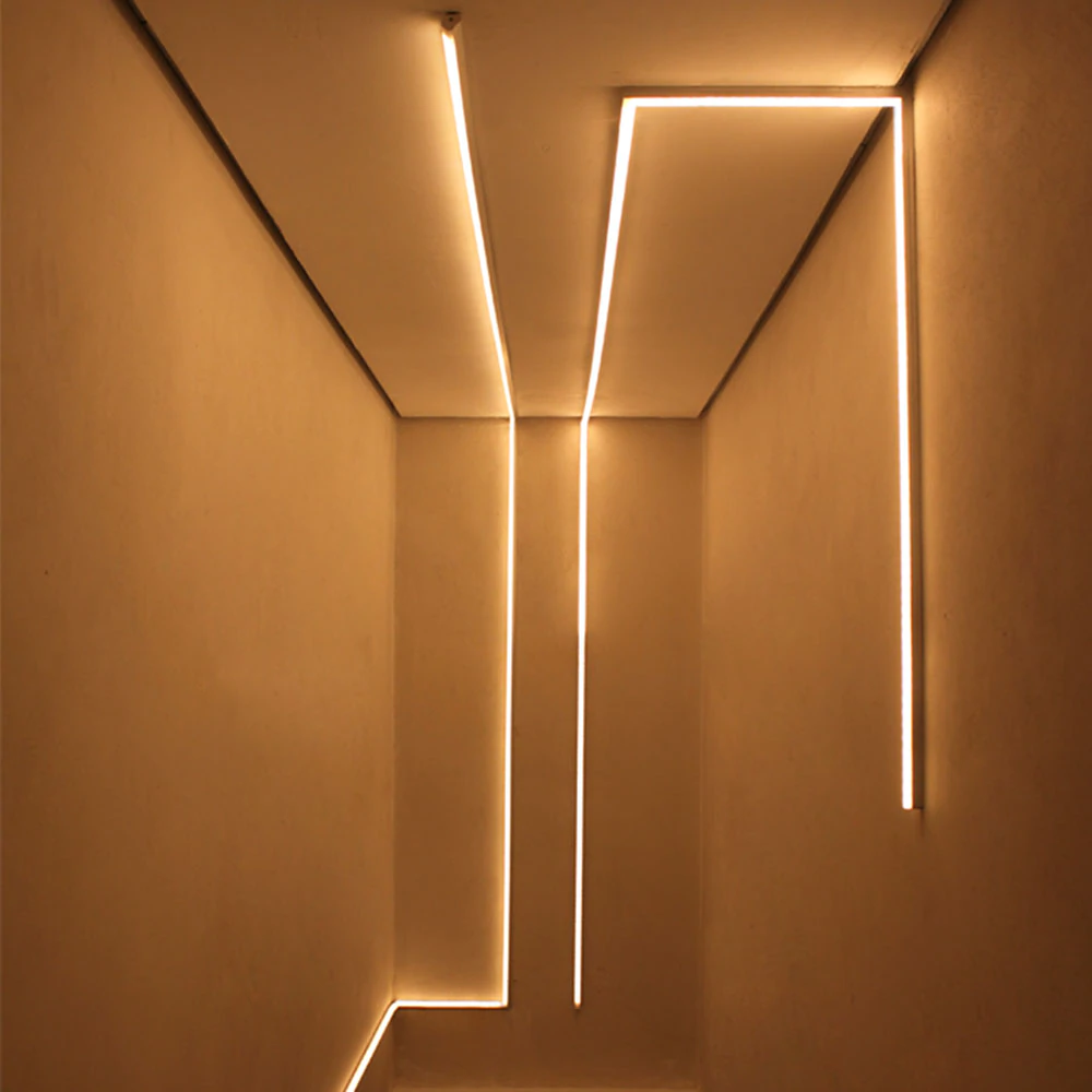 Perfil Sobrepor Linear Preto Reto 18X10MM 2M IP40 7018115 Osram